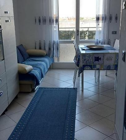 Appartamento In Sottomarina Di Chioggia Ngoại thất bức ảnh